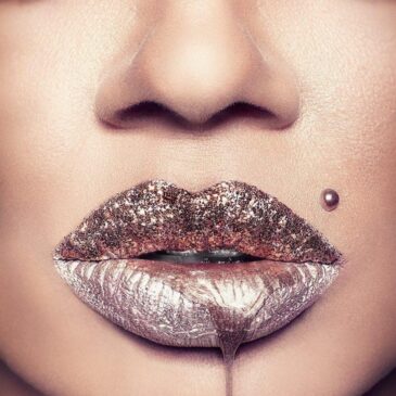 Sexy plexiglas art van lips