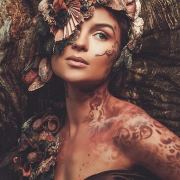 Artistiek portret van een mooie vrouw