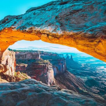 Wall decoration of the Mesa Arch in Utah