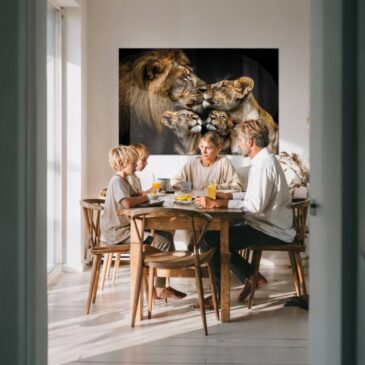 Wandbild mit Löwenfamilie