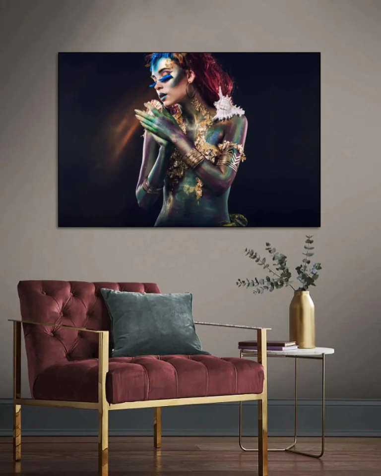 Tableau acoustique dans le salon pour réduire la réverbération et l'écho