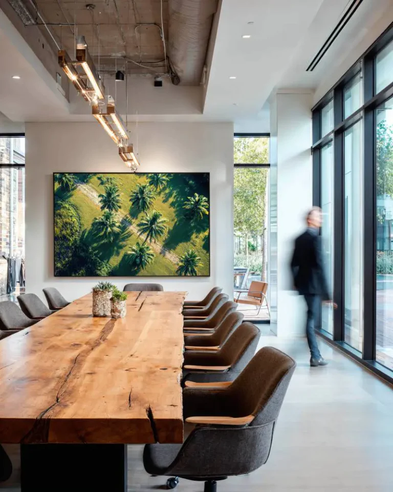 Voordelen van akoestische kunst op kantoor | Rust & focus