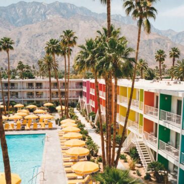 Poolside-Retro-IV